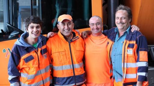 Checker Can | Rechte: megaherz gmbh/Hans-Florian Hopfner Der Müll-Check / Can mit Sahin Davut, Daniel Candernir und Karl Almus