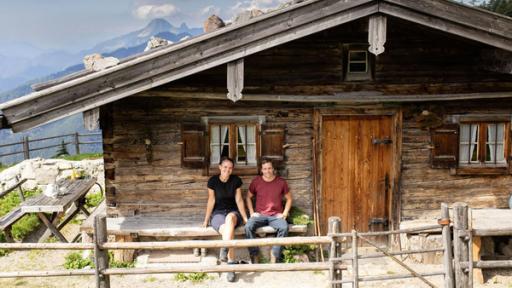 Der Berghütten-Check | Auf der Wildfeldalm hoch über dem Spitzingsee in den Alpen trifft Tobi die Sennerin Josefa.