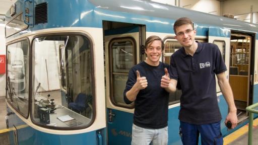 Checker Tobi | Rechte: BR / megaherz GmbH Der U-Bahn-Check / Gecheckt: die U-Bahn ist wieder top in Schuss und darf zurück auf die Strecke.