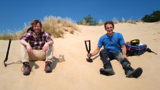 Wüste in Deutschland | Michel und CheckerJulian erforschen die Nemitzer Heide.