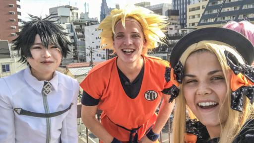 Louisa und Philipp beim Cosplay in Japan