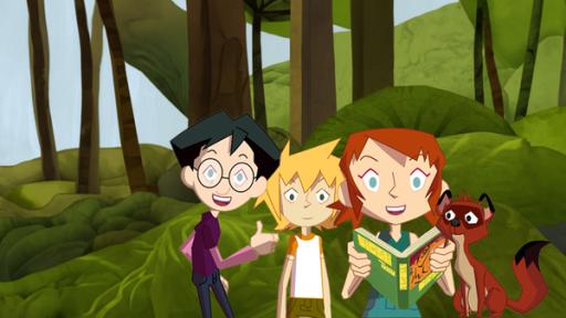 Die drei Geschwister Claire, Julian und Thomas im Wald.