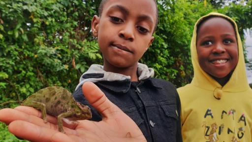 Neema und Joshua: Wasserfälle im Dschungel