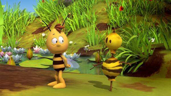 Ganz geheuer ist Willi diese Beerenbiene nicht. | Rechte: ZDF/Studio100 Animation