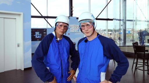 Jeppe und Mark beim Skydiving