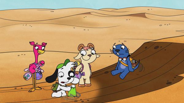 Anabella, Doki, Gabi und Rico (v.l.n.r.) sind enttäuscht, dass sich in der Sahara keine Sandburg bauen lässt. | Rechte: KiKA/Portfolio Entertainment