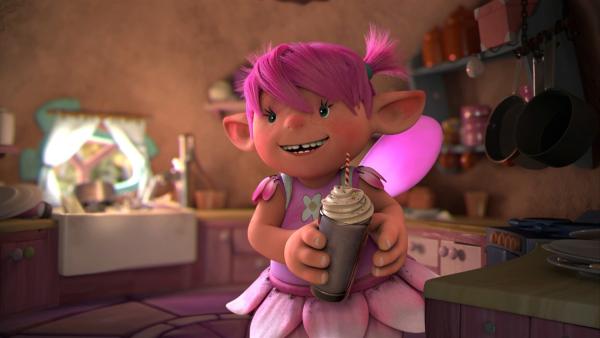 Fizzy freut sich auf ihren Milkshake! Doch leider klopft es gleich an ihrer Türe. | Rechte: ZDF/Fizzy Productions ltd.