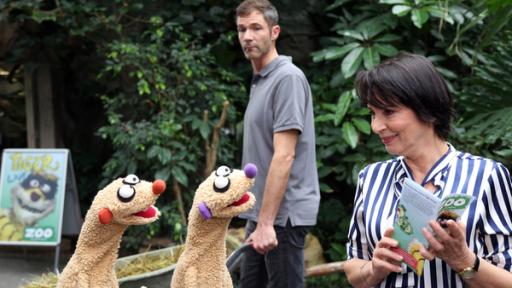 Jan & Henry treffen im Zoo die Gräfin (Ute Willing) und einen verdächtigen Pfleger (René Oltmanns)