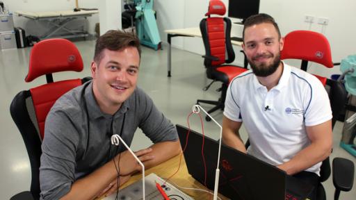 Felix mit Sportwissenschaftler Chuck Tholl. 