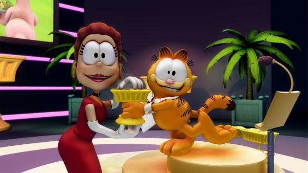 Garfield verleiht den alljährlichen Lasagne-Preis. Allerdings gehen alle Auszeichnungen an ihn selbst, was auf Unmut bei den anderen stößt. | Rechte: HR/DARGAUD MEDIA