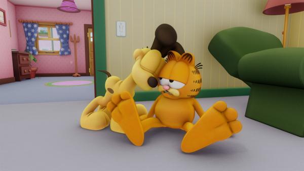 Durch einen Schlag auf den Kopf verliert Garfield sein Gedächtnis, was Nermal sofort ausnutzt. | Rechte: HR/DARGAUD MEDIA
