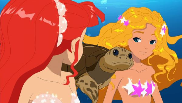 Rikki (li.) und Emma haben Schildkröte Teddy geholfen. Beinahe wäre er an einer Plastiktüte im Meer erstickt. | Rechte: ZDF/Les Cartooneurs Associés
