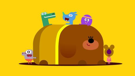 Die Quirlies sind sehr tierlieb und Duggee zeigt ihnen, welche Tiere man streicheln kann und welche nicht.