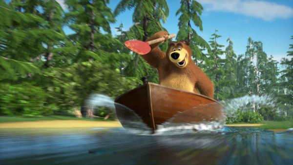Der Bär pflügt mit dem Boot durch das Wasser. | Rechte: KiKA/Animaccord LTD