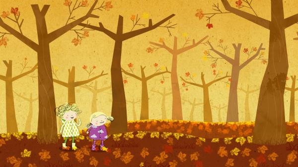 „Im Herbst fallen die Blätter von den Bäumen“, stellen Nele und Nora fest. | Rechte: KiKA/Geronimo Productions