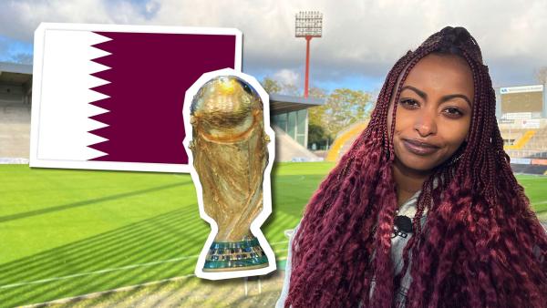 Reporterin Luam steht in einem Fußballstadion. Neben ihr sind die Flagge Katars und der WM-Pokal eingeblendet. | Rechte: WDR/tvision