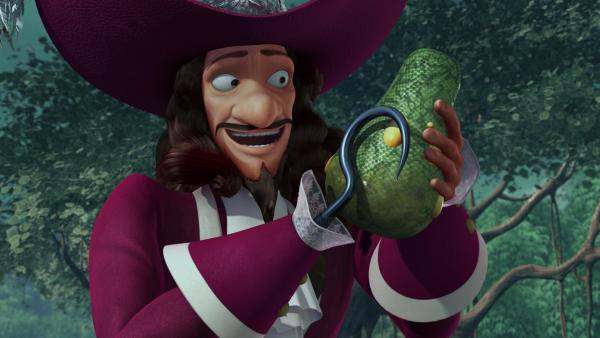 Begeistert stellt sich Hook vor, wie er das Sumpfmonsterbaby aus dem Ei großzieht und wie es dann Peter Pan verschlingt. | Rechte: ZDF/DQ Entertainment