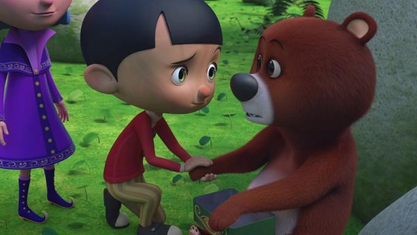 Pinocchio bringt den kleinen Zirkusbären Bibou in den Wald, doch der weiß nicht, was er dort tun soll. | Rechte: ZDF/2021 Method Animation/Palomar/ZDF Enterprises All rights reserved