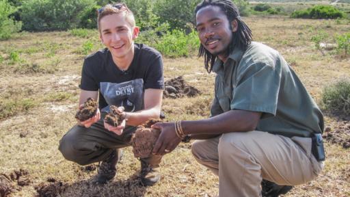 Eric mit einem Ranger in Afrika