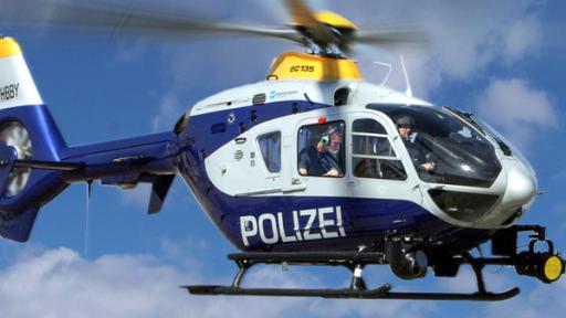 Polizeihubschrauber im Flug