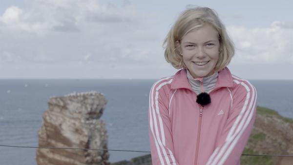 Deike ist 13 und lebt auf Helgoland. Laufen ist Deikes größtes Hobby. Immer, wenn sie Zeit hat, joggt sie um die Insel. | Rechte: Radio Bremen/Bremedia Produktion