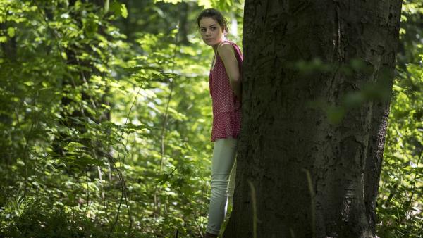 Wovor ist Olivia (Holly Geddert) auf der Flucht? | Rechte: MDR/Saxonia Media/Felix Abraham