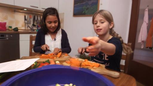 Pema und Lotte kochen