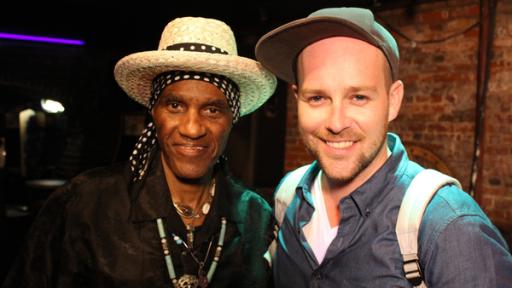 Ben mit Cyril Neville