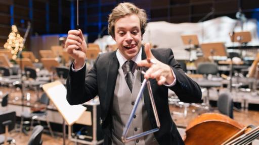 Der Orchester-Check / Tobi an der Triangel | Bild: BR/megaherz GmbH