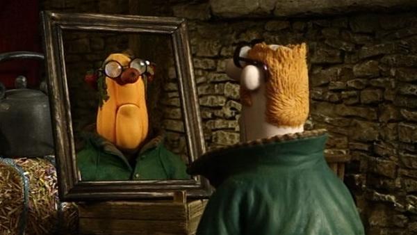Das Spiegelbild des Farmers ist heute seltsam. Sah er wirklich schon immer so aus? | Rechte: WDR/Aardman Animation Ltd./BBC