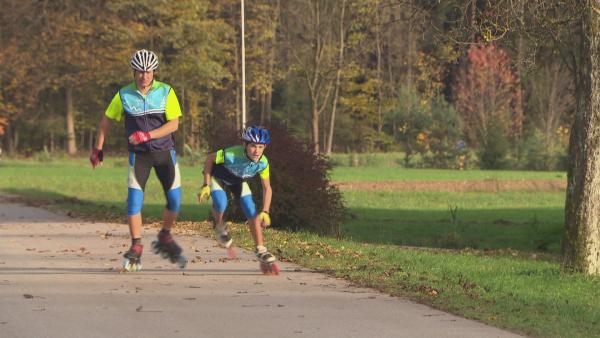 Inlineskaten ist für Anze das Größte. Zur Zeit bereitet er sich auf einen Halbmarathon im Speed-Skaten vor. | Rechte: ZDF/EBU/RTVSLO Slowenien
