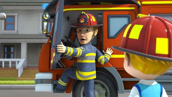 Lukas' Vater ist Feuerwehrmann und wird zu einem Einsatz gerufen. | Rechte: KiKA/FunnyFlux/QianQi/EBS/CJ E&M