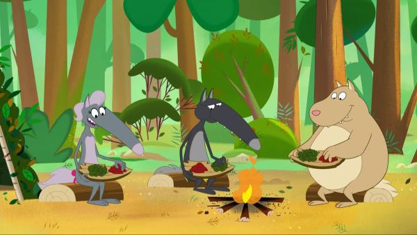 Wolf serviert seinen Gästen Brennnesseln und gegrillte Ameisen. | Rechte: KiKA/Samka Productions