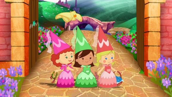 Zoé, Carla und Tanja sind auf die Geburtstagsparty der Prinzessin eingeladen. Auf dem Weg zum Schloss sammeln sie Geschenke für die Prinzessin: selbst gepflückte Beeren, handgeflochtene Blumenkränze, ein selbst geflochtenes Springseil. | Rechte: KiKA/Mike Young Productions